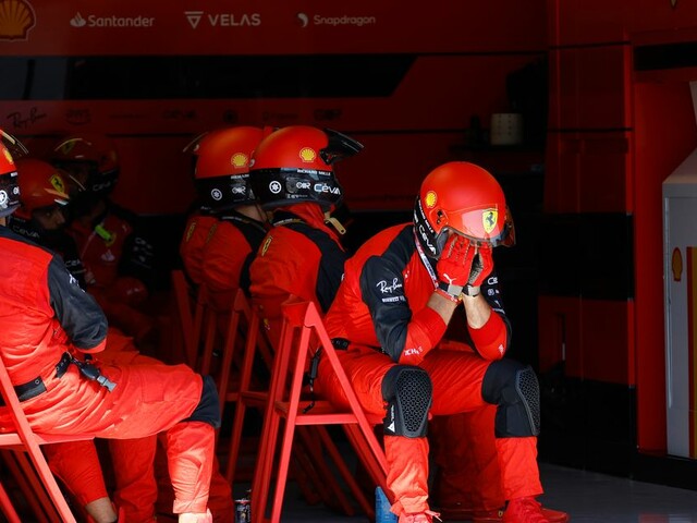 Mécanicien Ferrari au Grand Prix de France