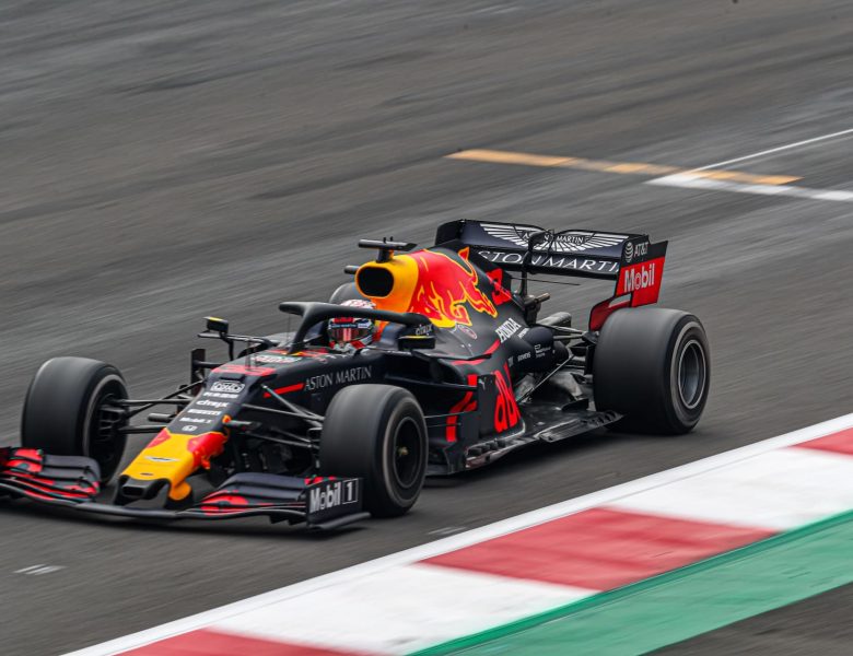 Bilan mi-saison F1 2022 : Verstappen cavalier seul